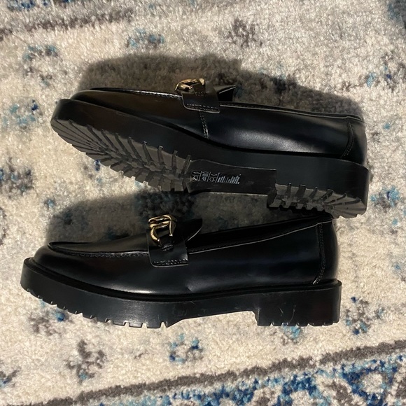Black chunky soled H&M loafers - Picture 5 of 5